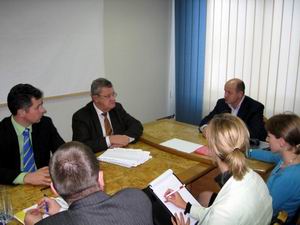 А вариантов могло быть больше...