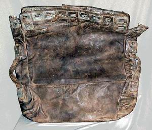 (С) www.sibmuseum.ru: сумка фельдъегеря из коллекции Большереченского историко-краеведческого музея