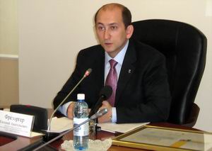 Рынок есть. Выбора нет