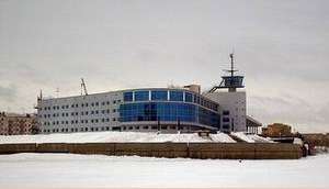 Деревья – спилить, памятники – снести