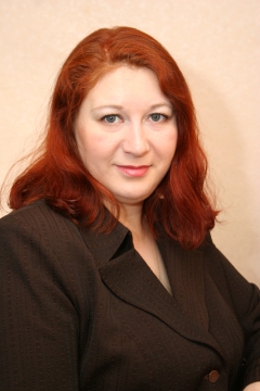 директор ООО АН "Этаж" Ирина Попова