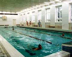 Проверено. Хлора нет