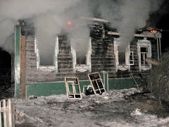 А жилье всё горит и горит