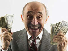 Семерым посчастливилось