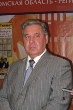 Леонид Полежаев