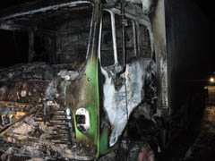 Mersedes 1827, сгоревший на трассе Омск-Новосибирск