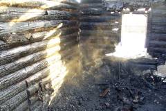 Огонь "заглянул" в магазин