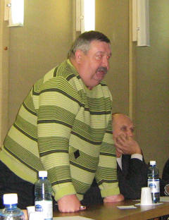 генеральный директор ООО "Финансовая группа "Русантон" Александр Шеин на заседании Градсовета 8.10.2010