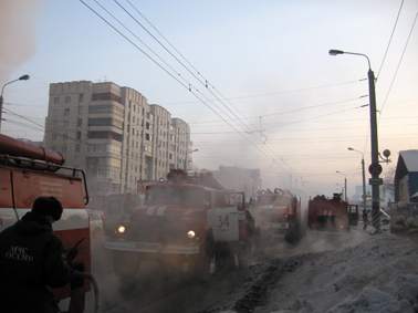 пожар в комплексе по ул. 10 лет Октября в Омске