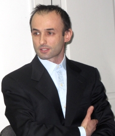 Марко Валли