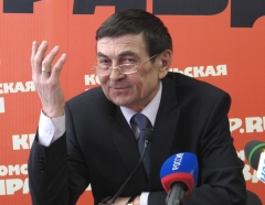 Юрий Яковлев
