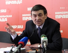 Юрий Яковлев