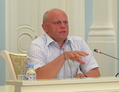 Виктор Назаров