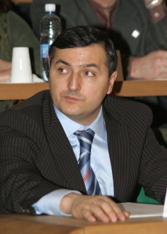 Юрий Гамбург