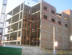 Строительство третьей очереди ТК "Маяк"