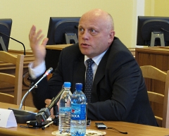 Виктор Назаров Виктор Назаров