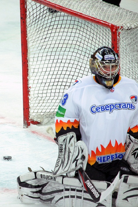 Омский "Авангард" проиграл череповецкой "Северстали" Омский "Авангард" проиграл череповецкой "Северстали"